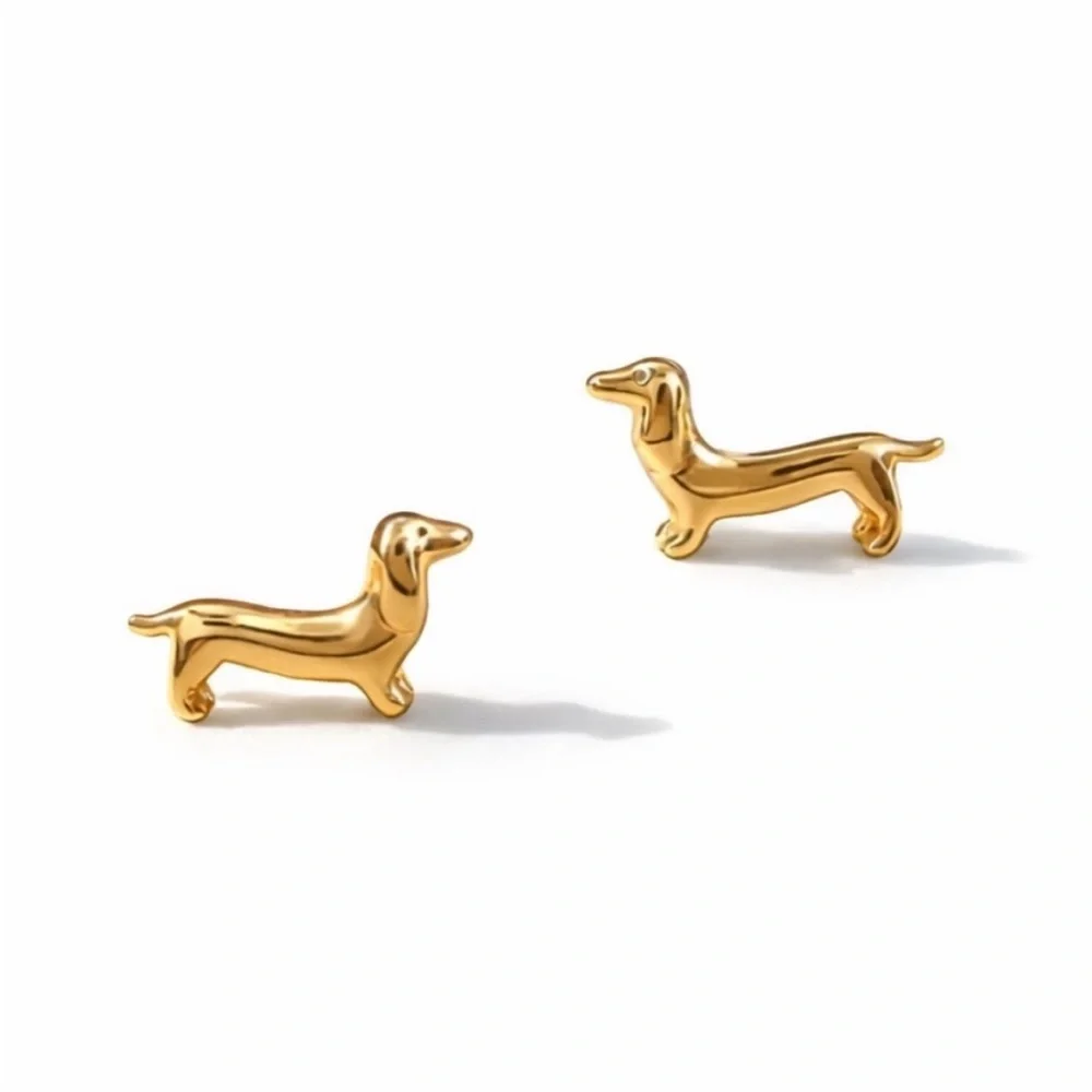 New! Gold Dachshund Dog Post Earrings NWOT (3041)